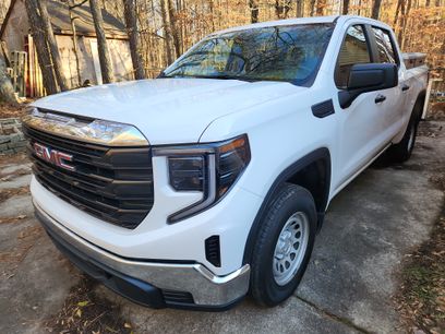 Used 2022 GMC Sierra 1500 Pro w/ Pro Value Package