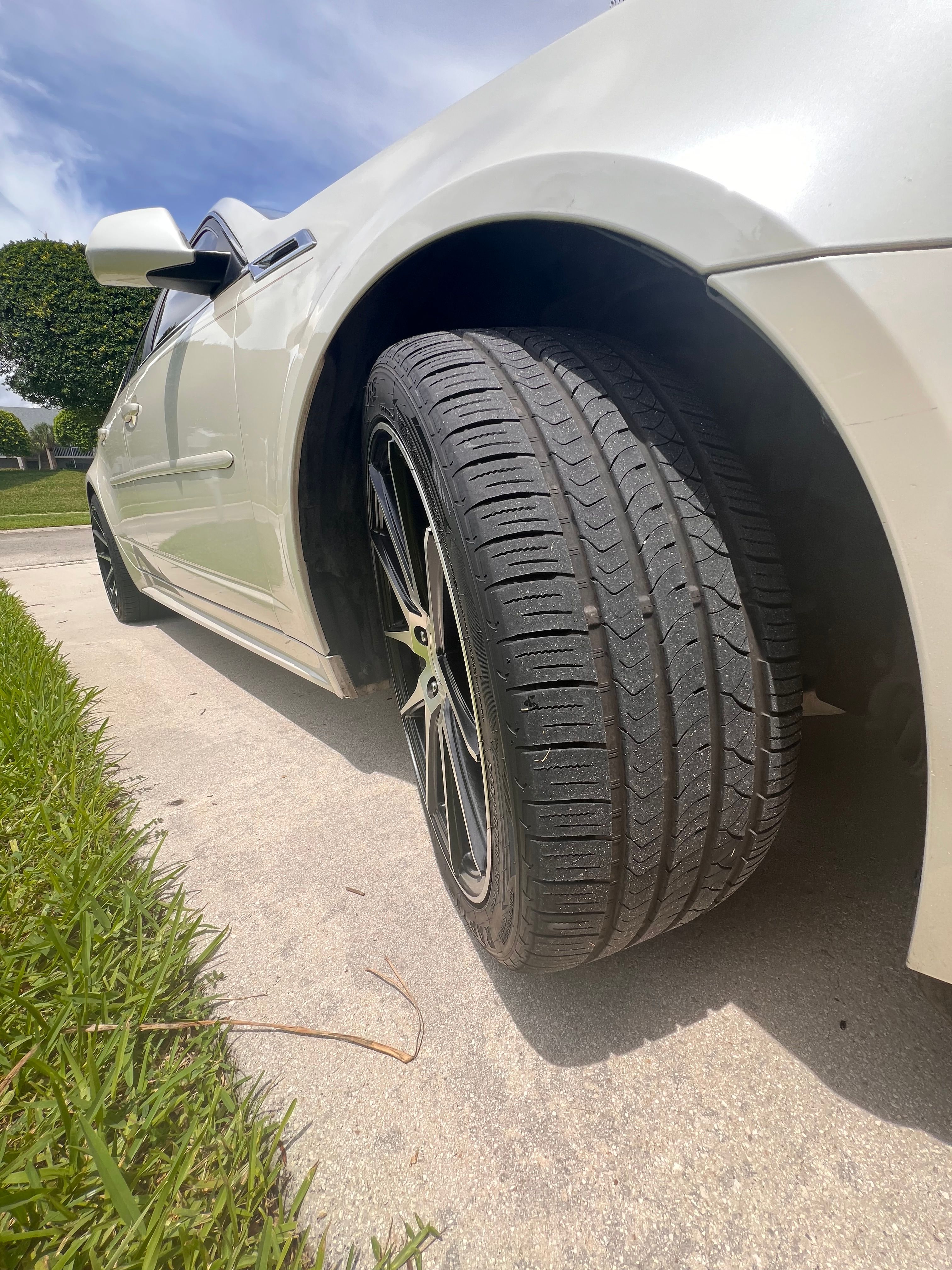 Used 2011 Cadillac CTS Performance RWD image 12