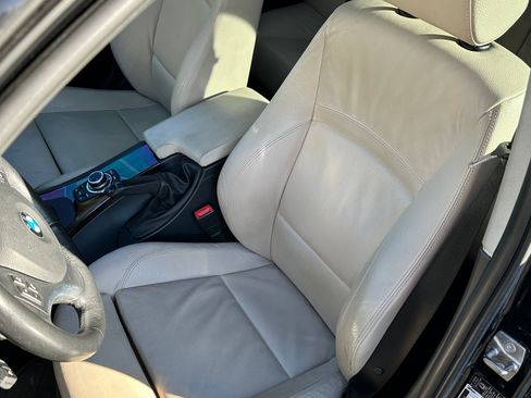 Used 2011 BMW 335i xDrive 335i xDrive Sedan 4D image 14