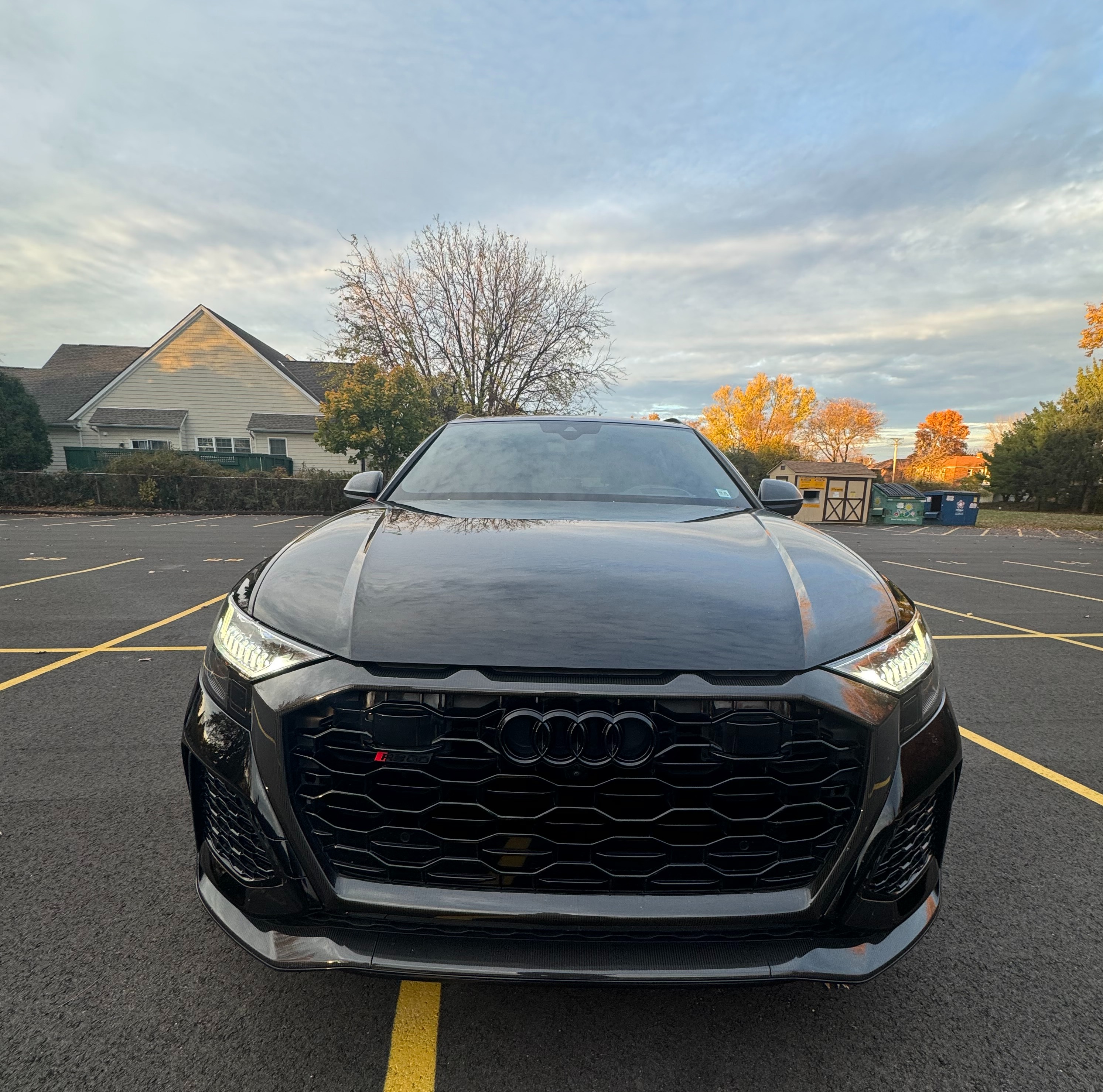 Used 2021 Audi RS Q8 w/ Carbon Optic Package AWD/4WD image 2