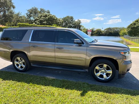 Used 2016 Chevrolet Suburban LT w/ Max Trailering Package RWD image 4