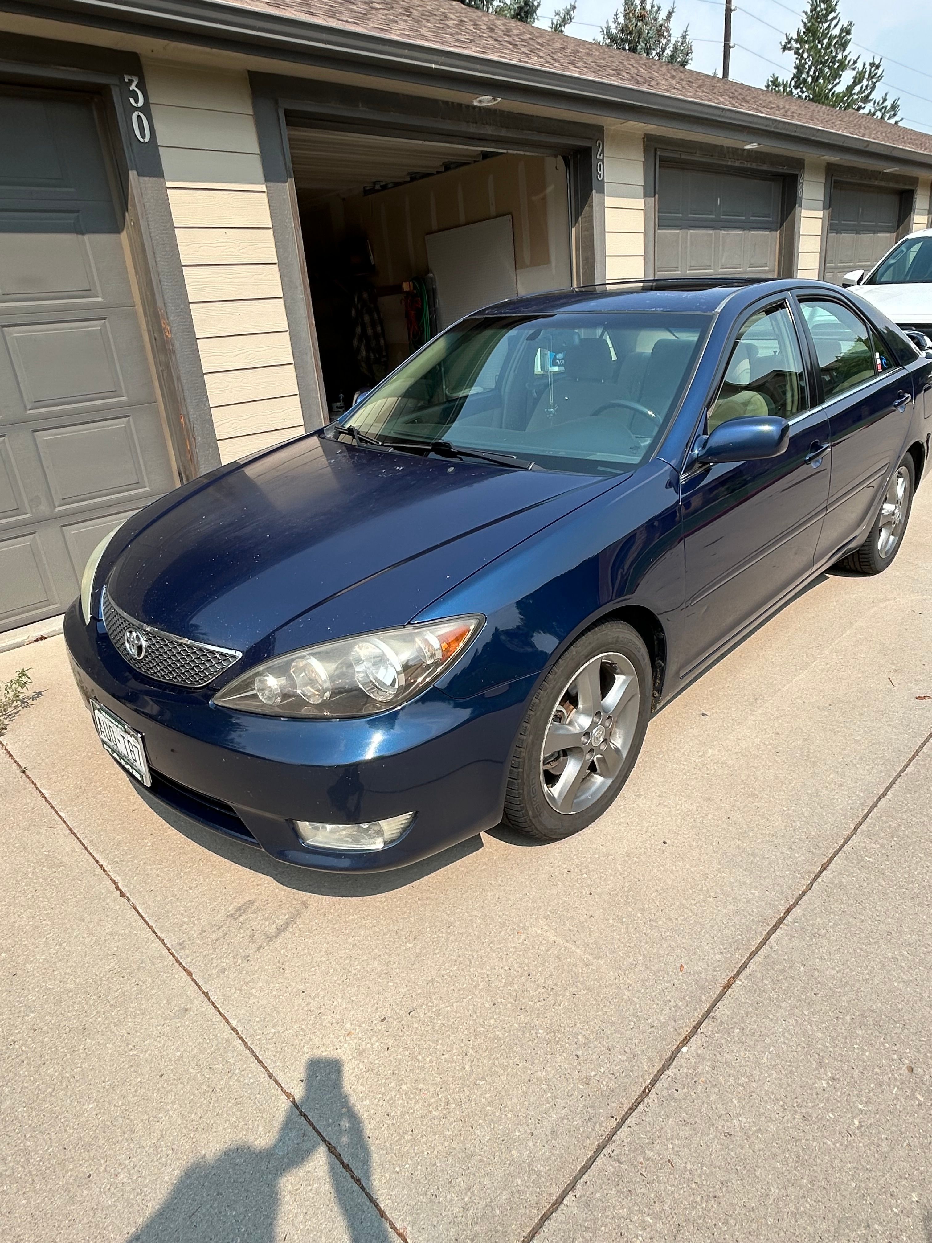 Used 2005 Toyota Camry SE FWD image 5