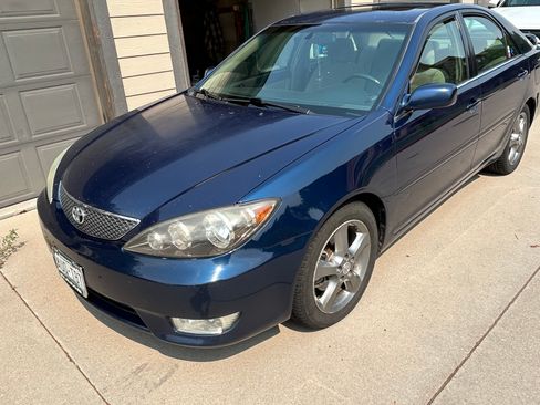 Used 2005 Toyota Camry SE FWD image 5
