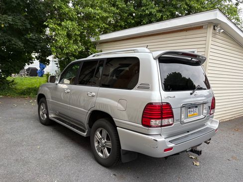 Used 2007 Lexus LX 470 4WD image 2