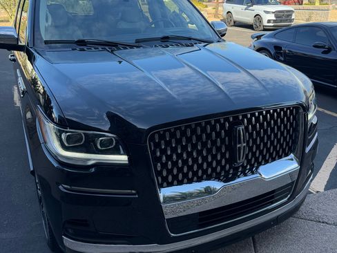 Used 2023 Lincoln Navigator L Black Label image 2