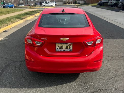 Used 2017 Chevrolet Cruze LS image 6