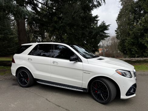 Used 2016 Mercedes-Benz GLE 63 AMG S image 4