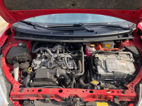 Used 2014 Toyota Prius C Three image 16