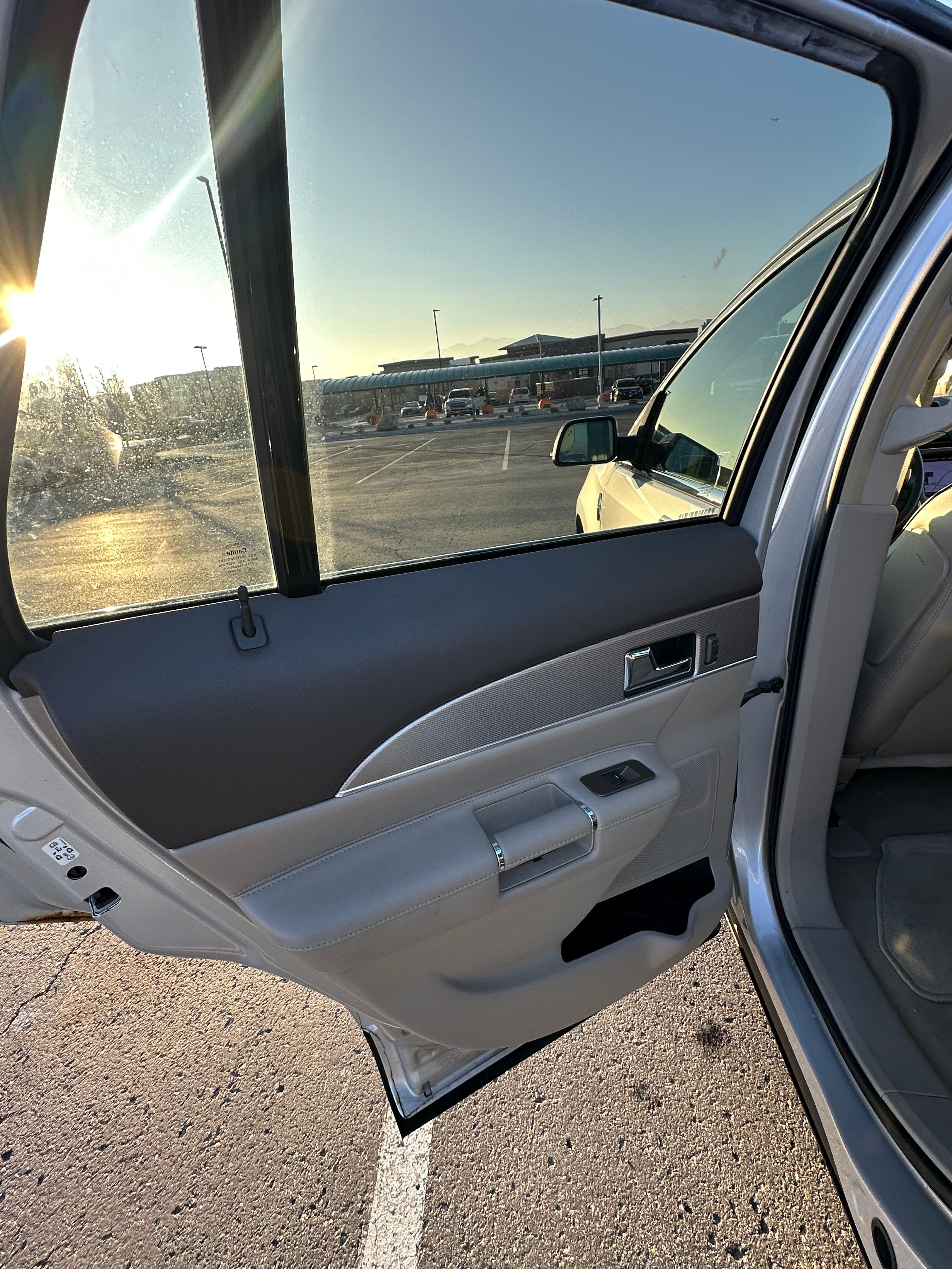 Used 2013 Lincoln MKX AWD image 16