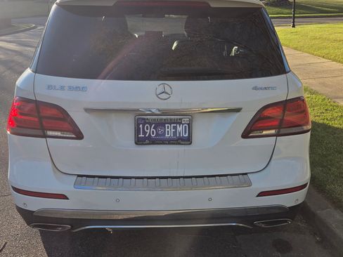 Used 2017 Mercedes-Benz GLE 350 4MATIC image 4