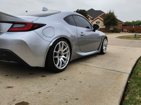 Used 2024 Toyota GR86 Premium image 4