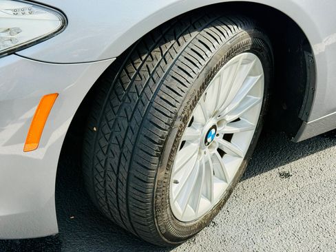 Used 2012 BMW 535i Sedan image 17
