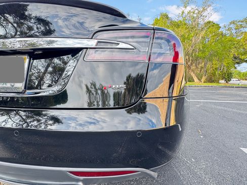 Used 2014 Tesla Model S P85 image 9