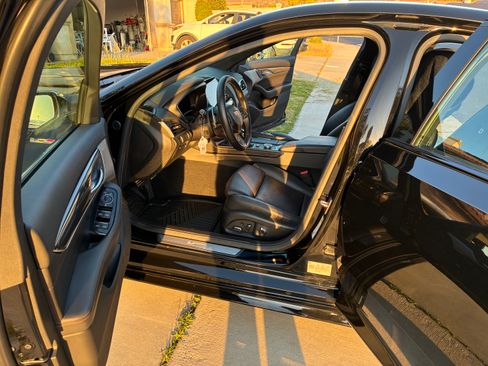 Used 2022 Cadillac CT5 V w/ Premium Package RWD image 13