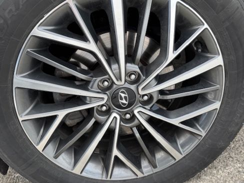 Used 2020 Hyundai Tucson Limited image 10