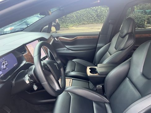 Used 2020 Tesla Model X AWD/4WD image 11