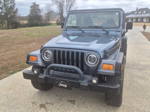 Used 2002 Jeep Wrangler X image 8
