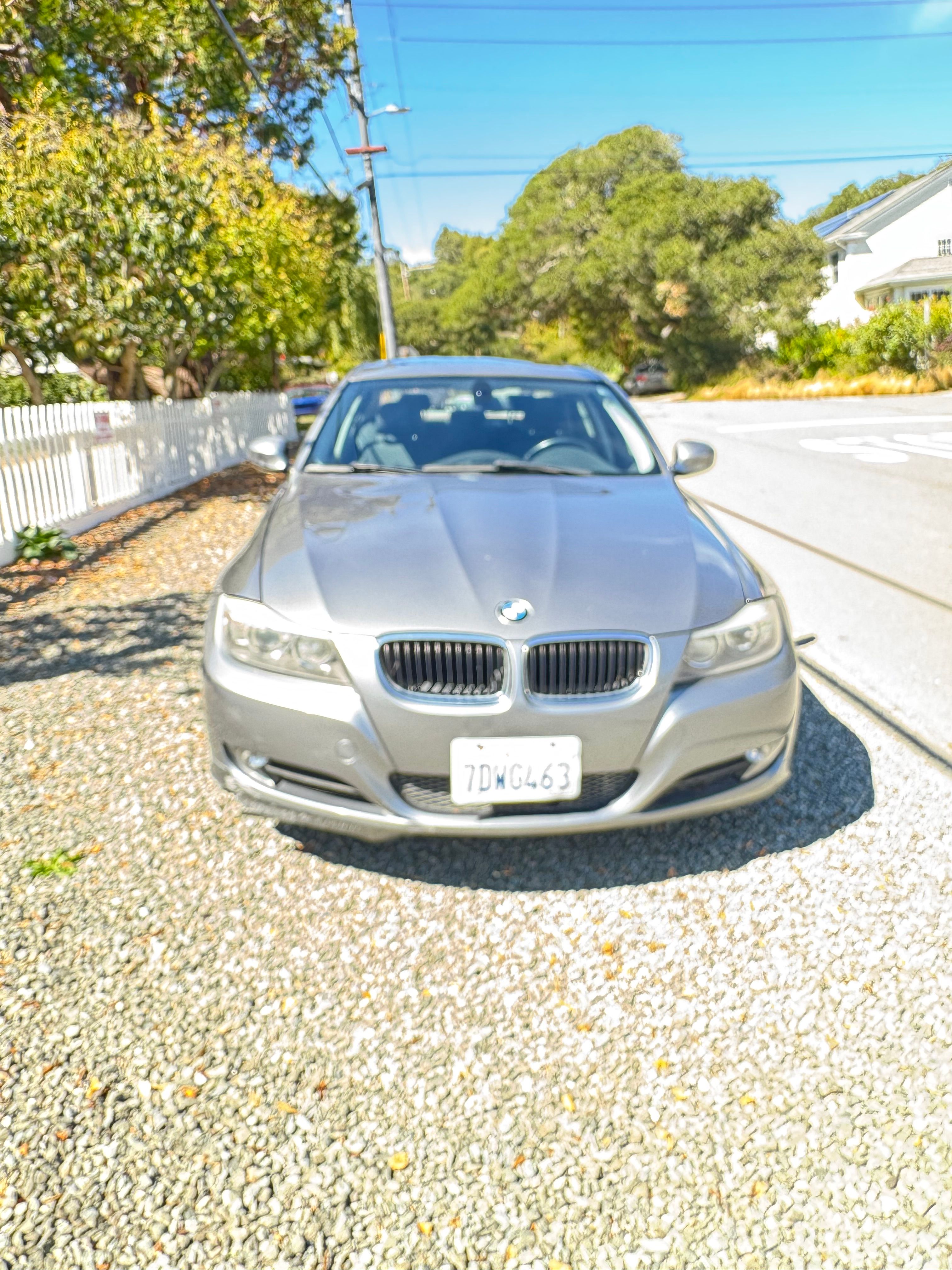 Used 2010 BMW 328i Sedan RWD image 1