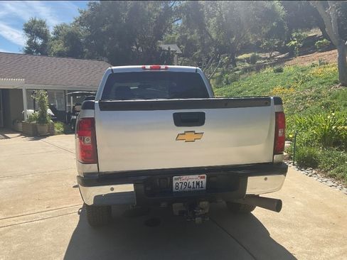 Used 2014 Chevrolet Silverado 2500 LT image 11