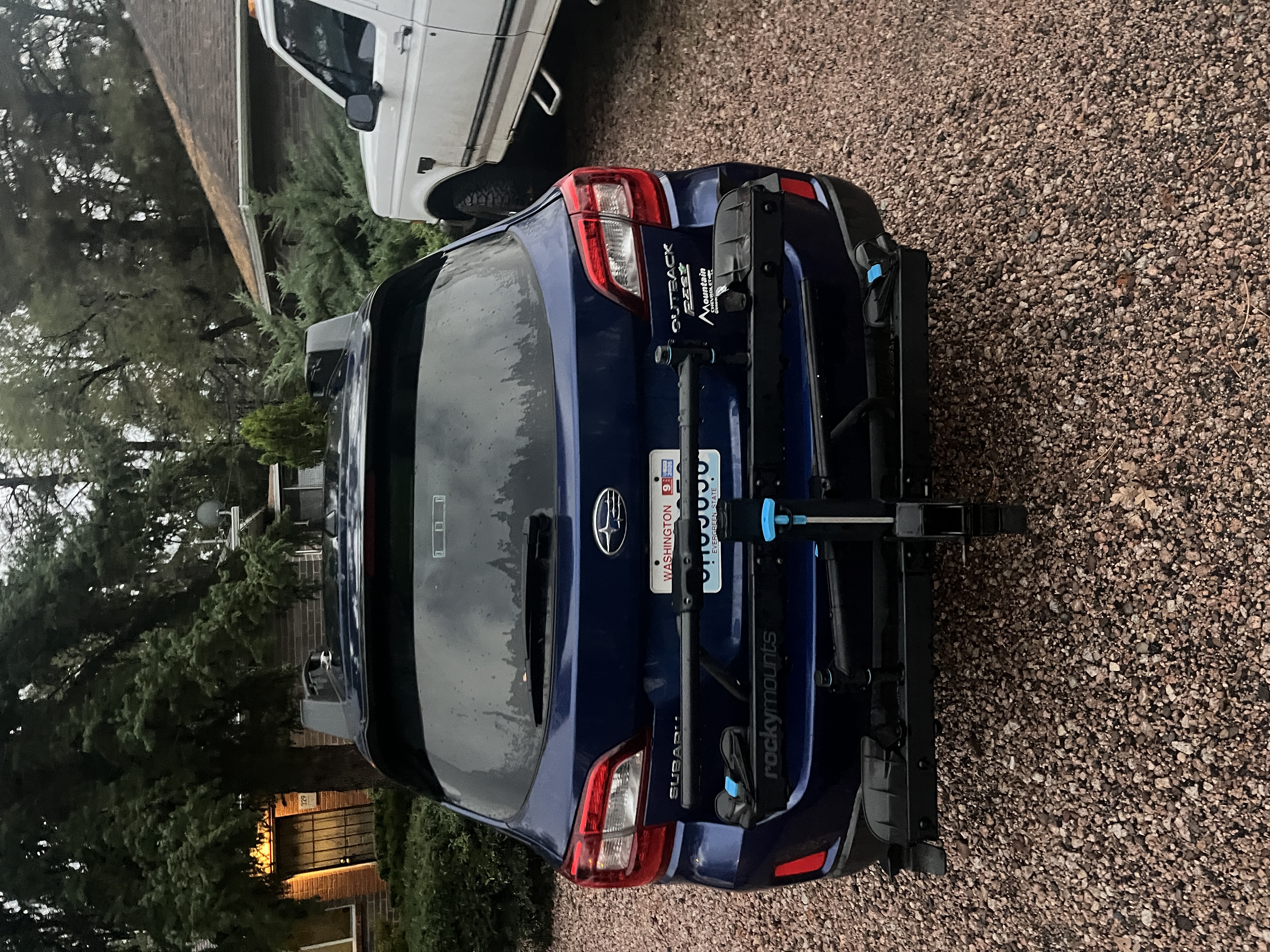 Used 2017 Subaru Outback 2.5i Premium AWD/4WD image 5
