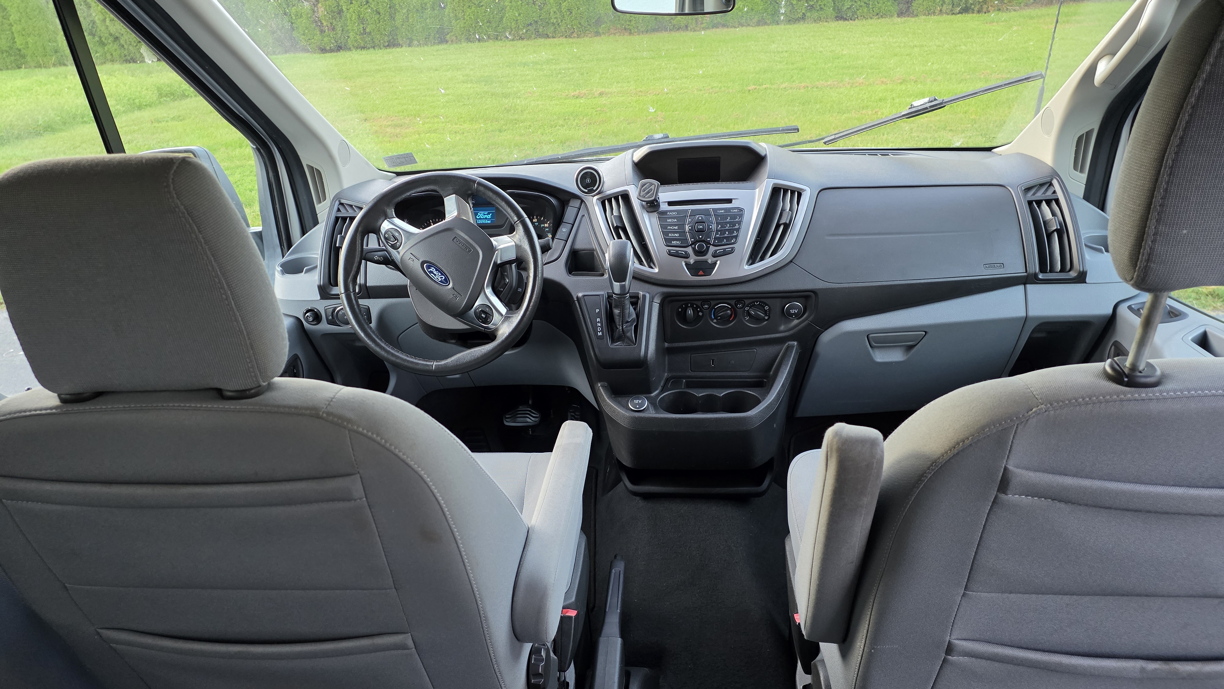 Used 2017 Ford Transit 350 XLT RWD image 12