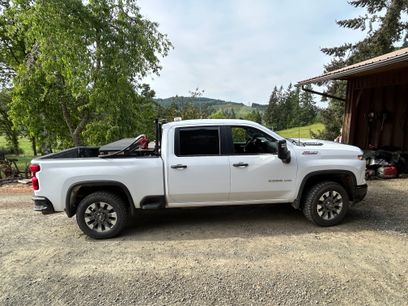 Used 2024 Chevrolet Silverado 2500 Custom w/ Custom Value Package