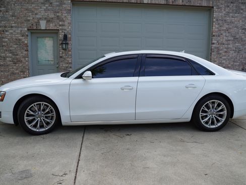 Used 2011 Audi A8 L 4.2 AWD/4WD image 6