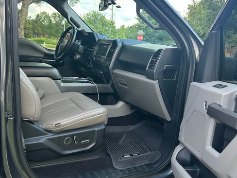 Used 2018 Ford F150 XLT w/ Equipment Group 302A Luxury AWD/4WD image 11