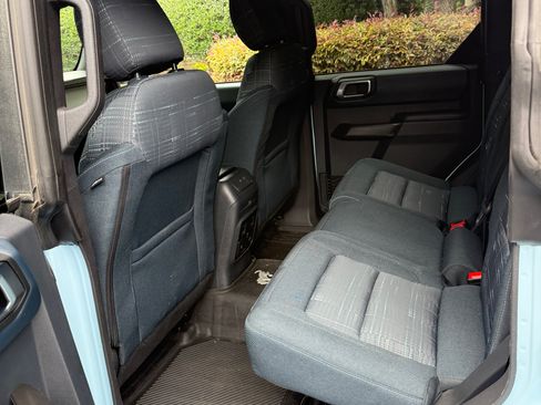 Used 2024 Ford Bronco Heritage Edition AWD/4WD image 5
