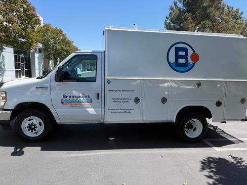 Used 2023 Ford E-350 and Econoline 350 Super Duty w/ Power Windows & Locks Group RWD image 1