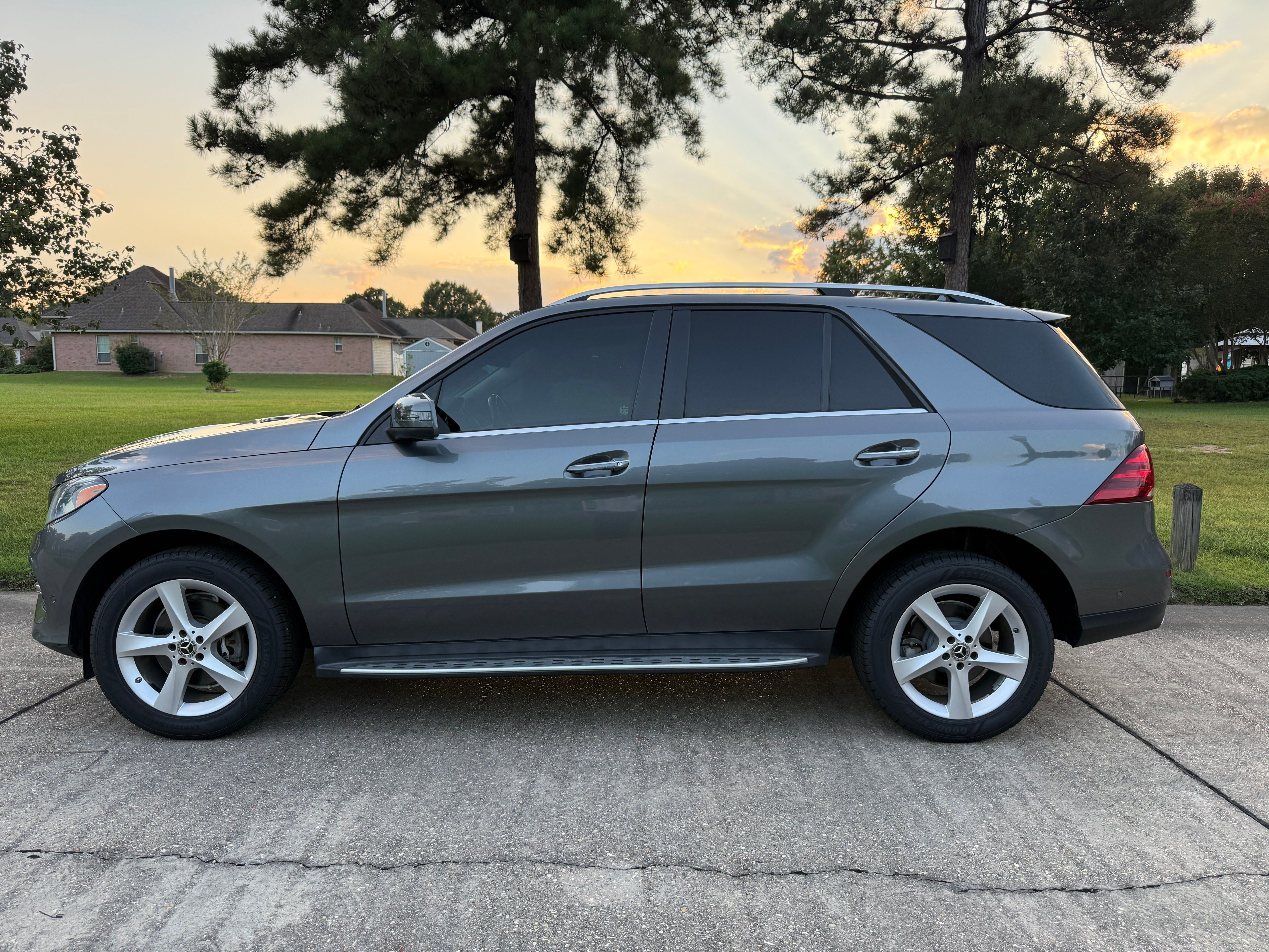 Used 2018 Mercedes-Benz GLE 350 image 1
