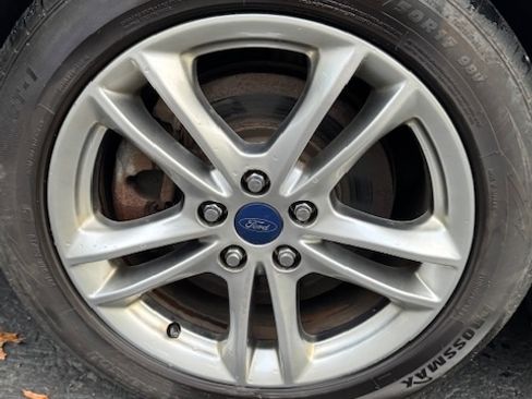 Used 2016 Ford Fusion Energi Titanium image 11