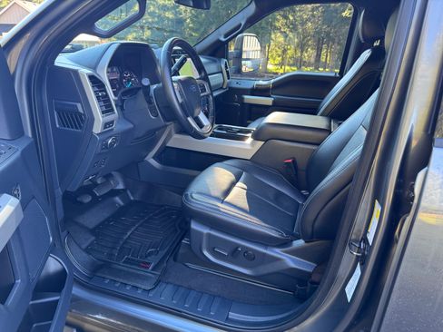 Used 2022 Ford F350 Lariat w/ Lariat Ultimate Package image 11