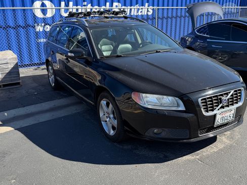 Used 2009 Volvo V70 image 4