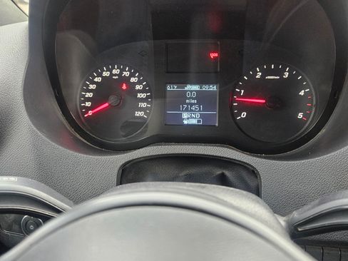 Used 2022 Mercedes-Benz Sprinter 2500 image 9