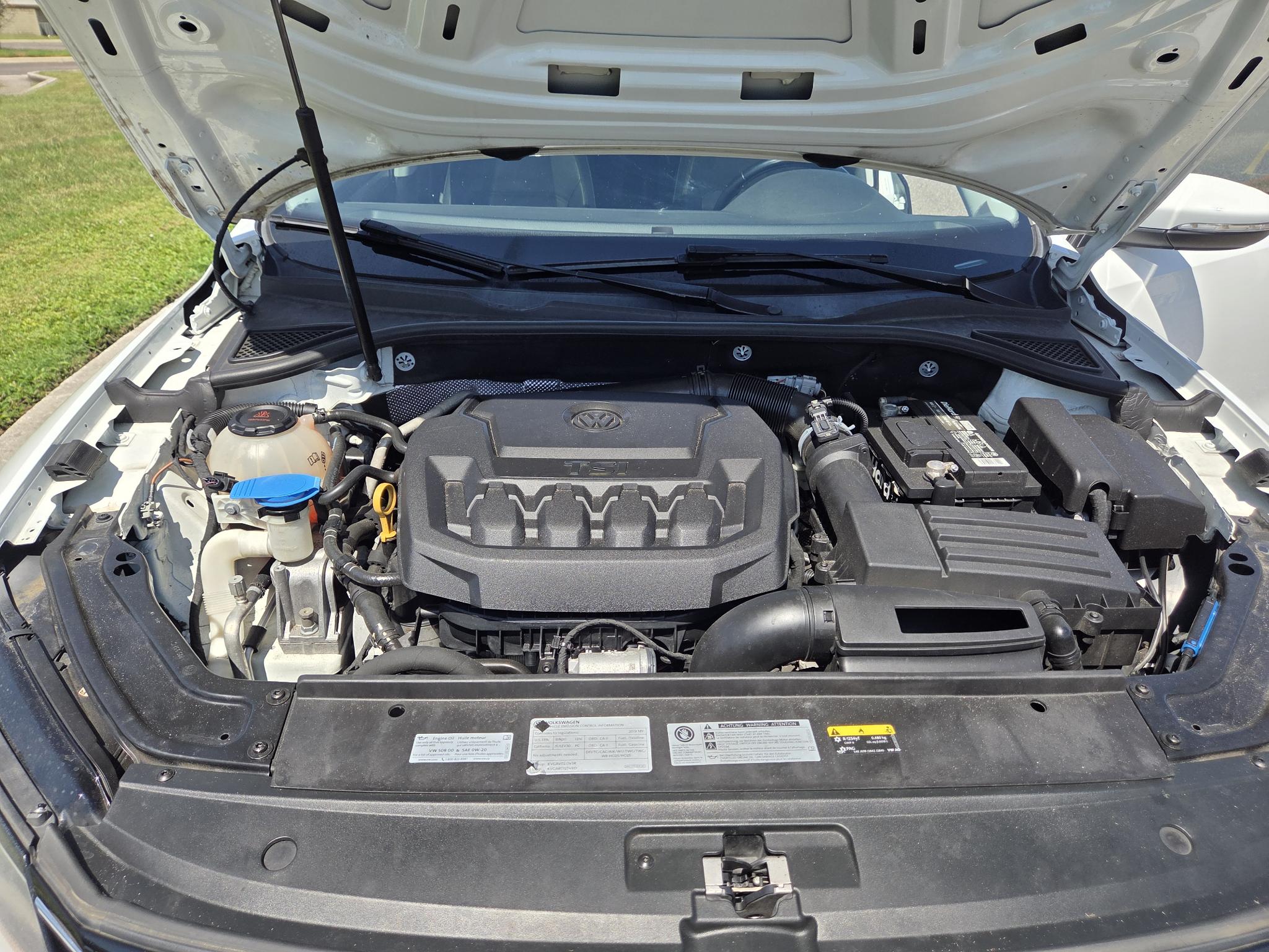 Used 2019 Volkswagen Passat 2.0T Wolfsburg FWD image 23