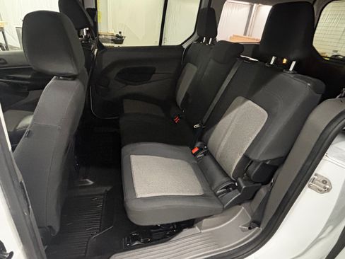 Used 2021 Ford Transit Connect XL image 11