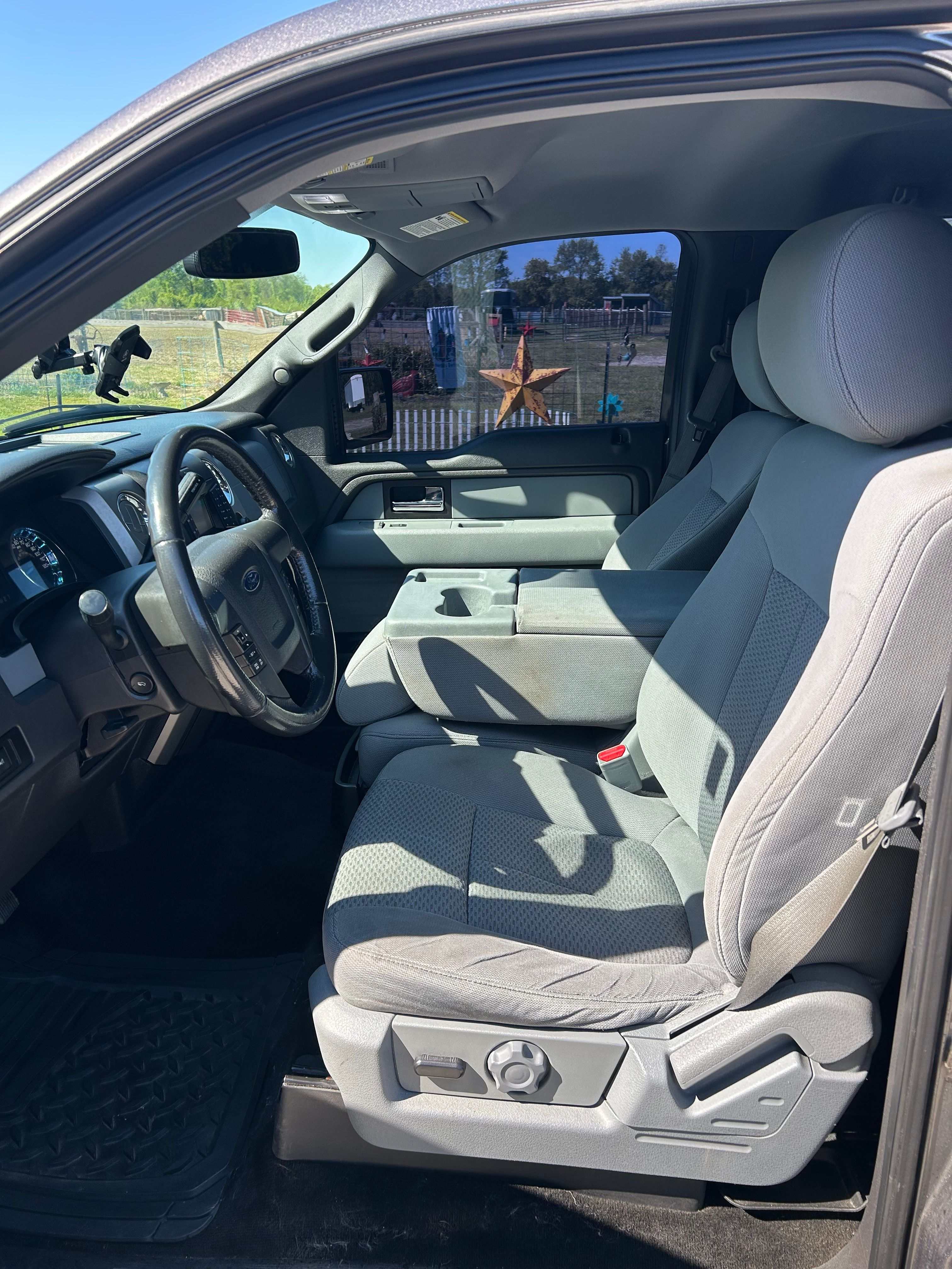 Used 2013 Ford F150 XLT w/ Luxury Equipment Group AWD/4WD image 10