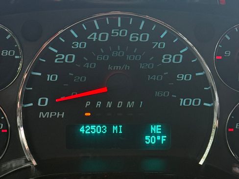 Used 2019 GMC Savana 2500 image 13