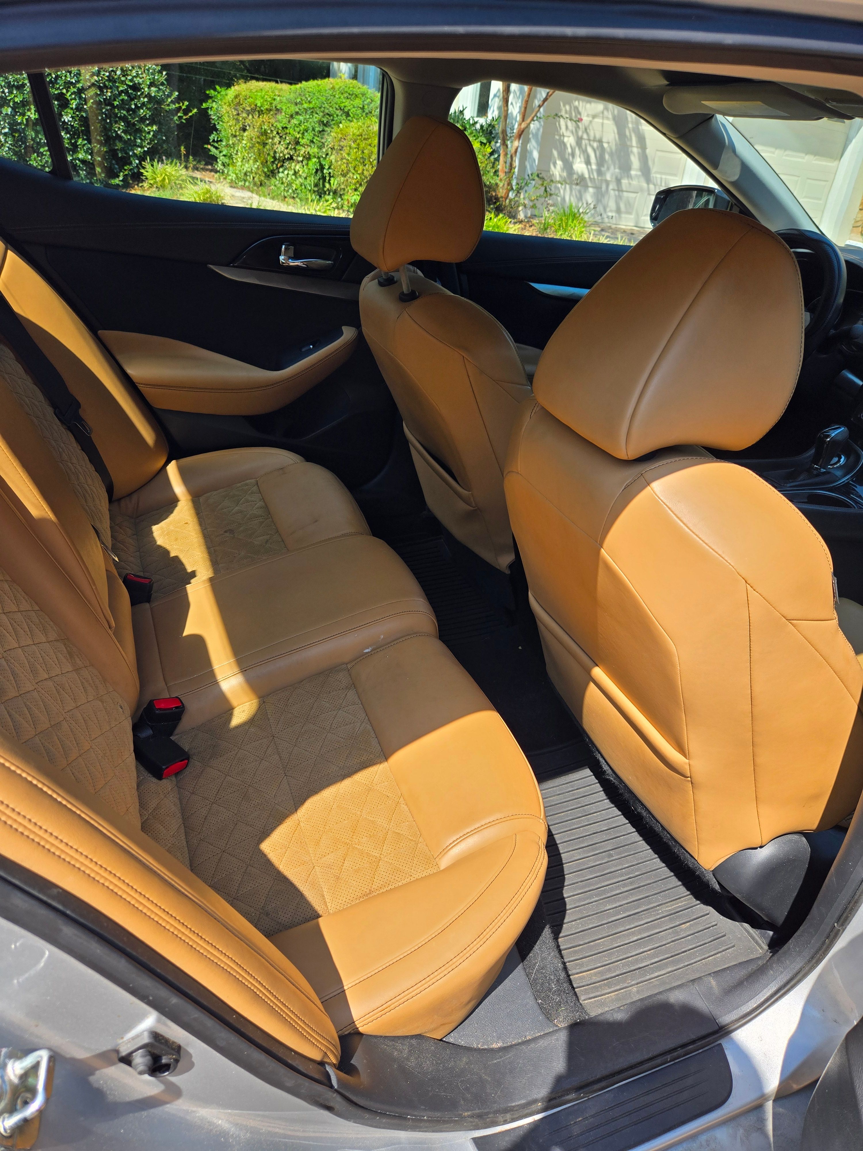 Used 2016 Nissan Maxima SR FWD image 10