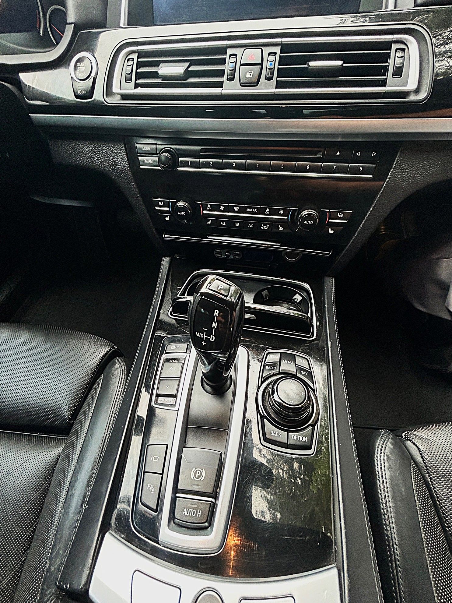 Used 2013 BMW ALPINA B7 RWD image 24