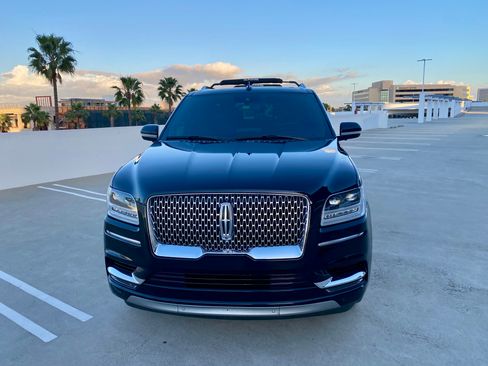 Used 2019 Lincoln Navigator L Reserve AWD/4WD image 8