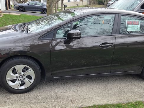 Used 2013 Honda Civic LX image 11