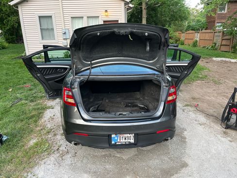 Used 2018 Ford Taurus SEL w/ Equipment Group 201A FWD image 13