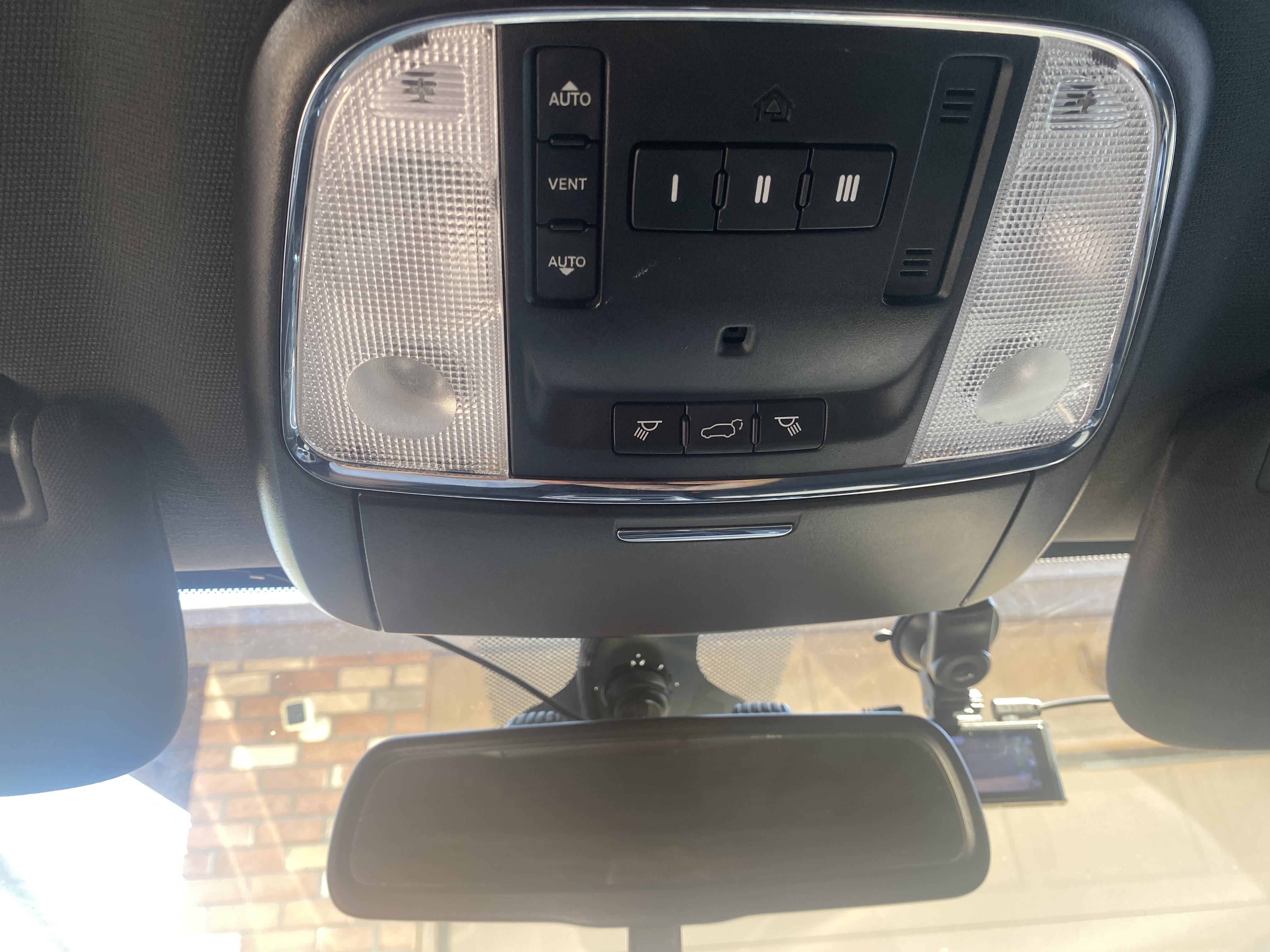 Used 2015 Jeep Grand Cherokee Laredo w/ Quick Order Package 23E AWD/4WD image 11