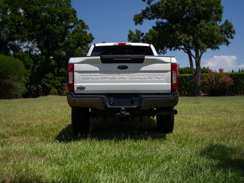 Used 2022 Ford F250 King Ranch w/ King Ranch Ultimate Package AWD/4WD image 8