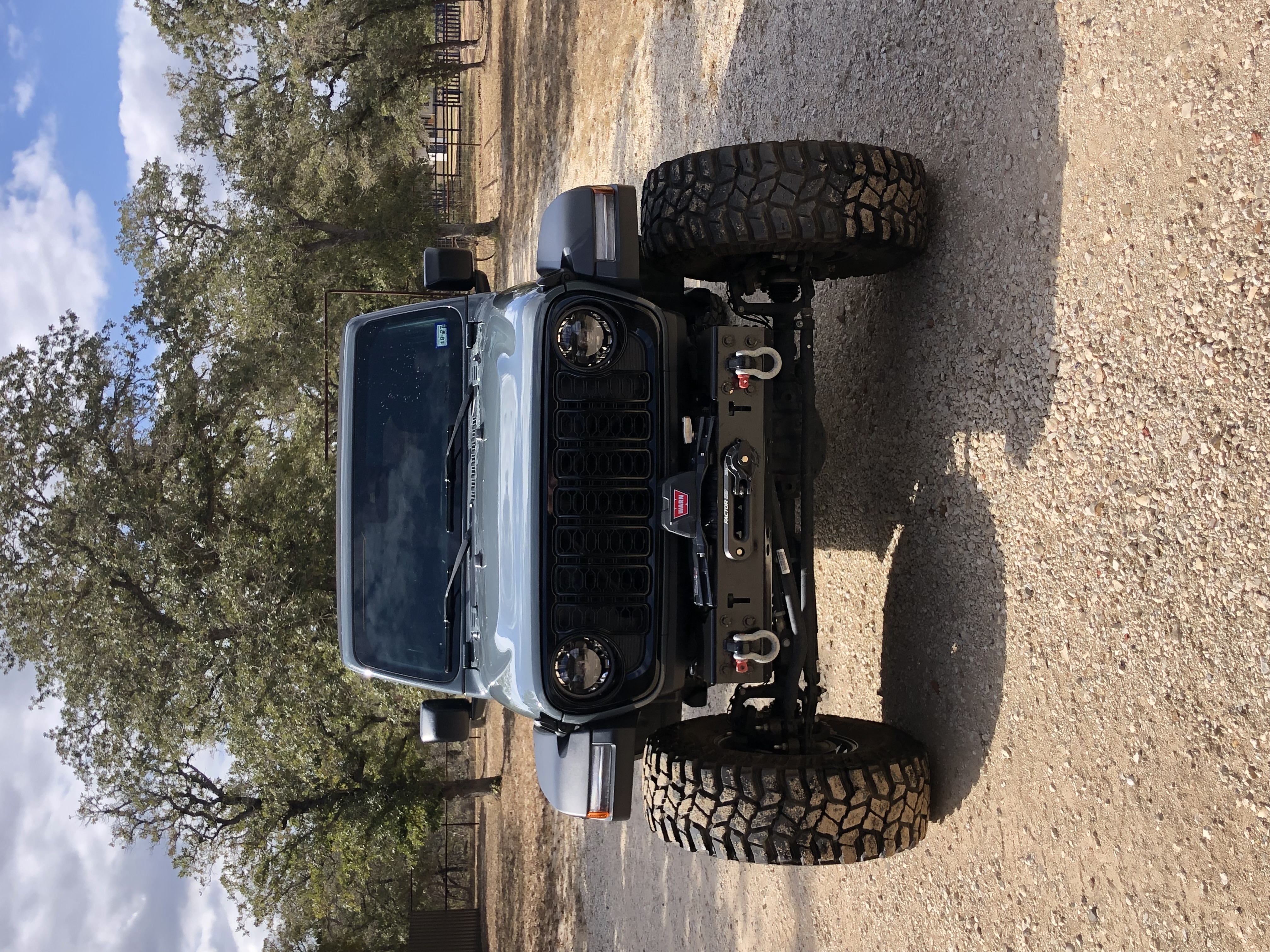 Used 2025 Jeep Wrangler Unlimited Sport AWD/4WD image 9