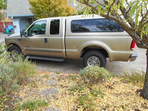 Used 2000 Ford F250 2WD SuperCab Super Duty image 8
