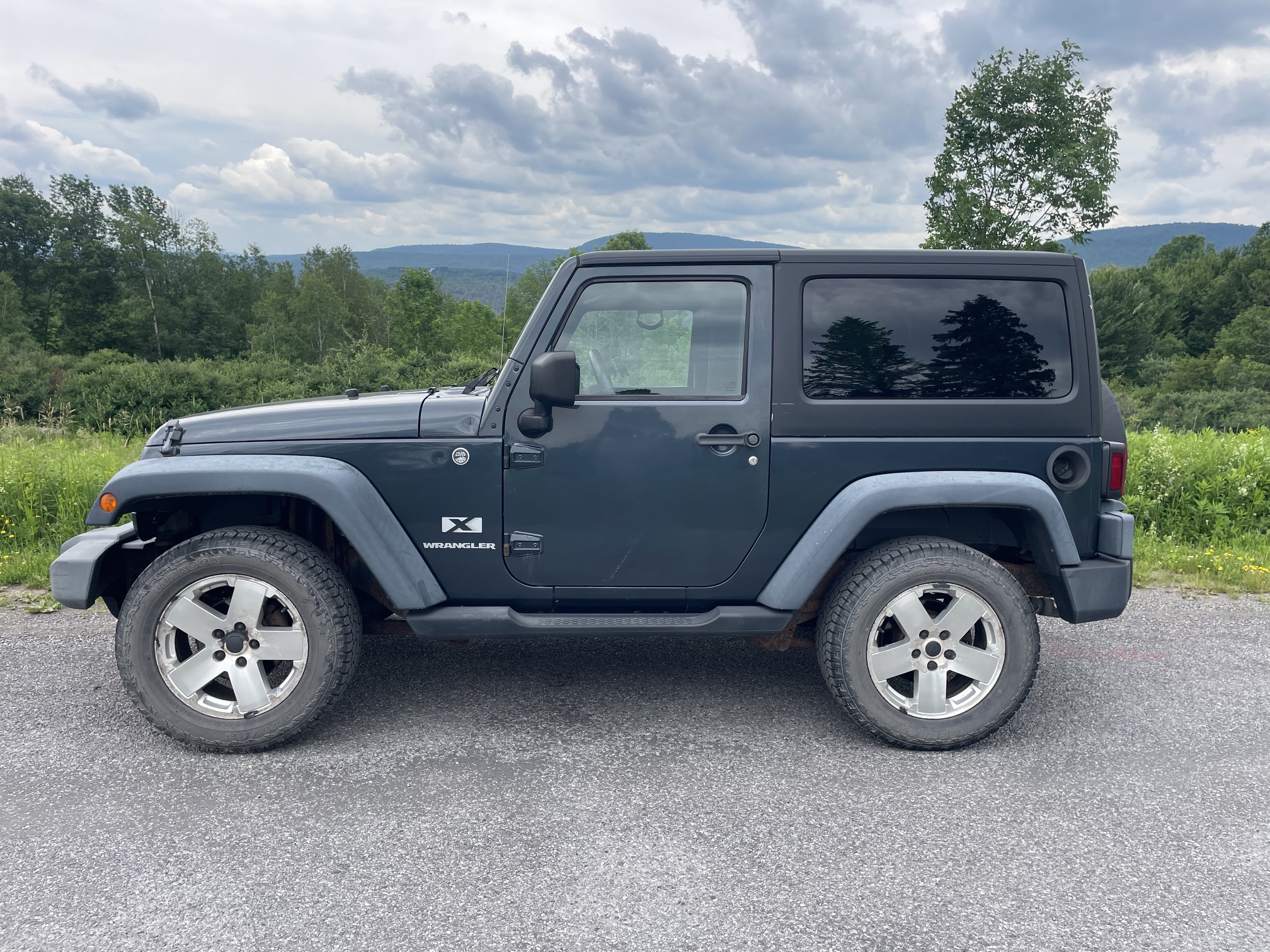Used 2008 Jeep Wrangler X AWD/4WD image 1