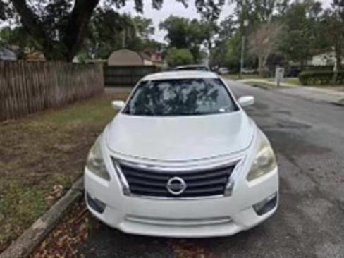 Used 2013 Nissan Altima 2.5 SV image 12